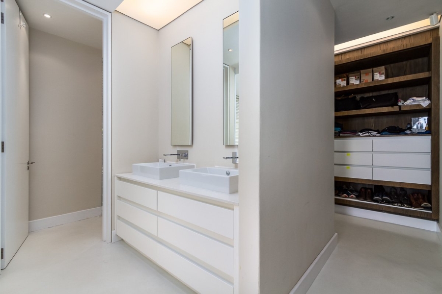 4 Bedroom Property for Sale in Camps Bay Western Cape